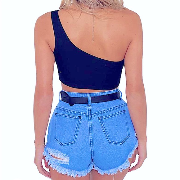 Women's Sleeveless Crop One Shoulder Strappy Top - Picture 3 of 6